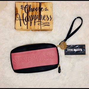 NWT Steve Madden Wristlet Wallet